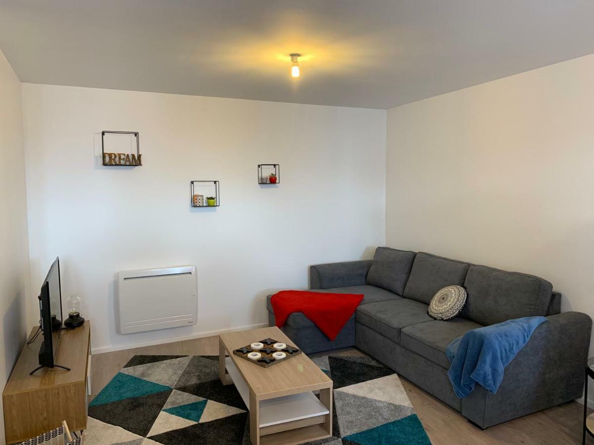 Appartement Situe Dans L'Hyper-Centre D'Auray Luaran gambar