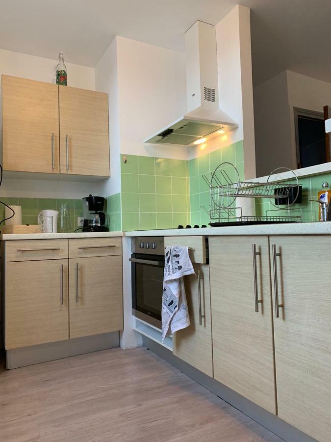 Appartement Situe Dans L'Hyper-Centre D'Auray Luaran gambar