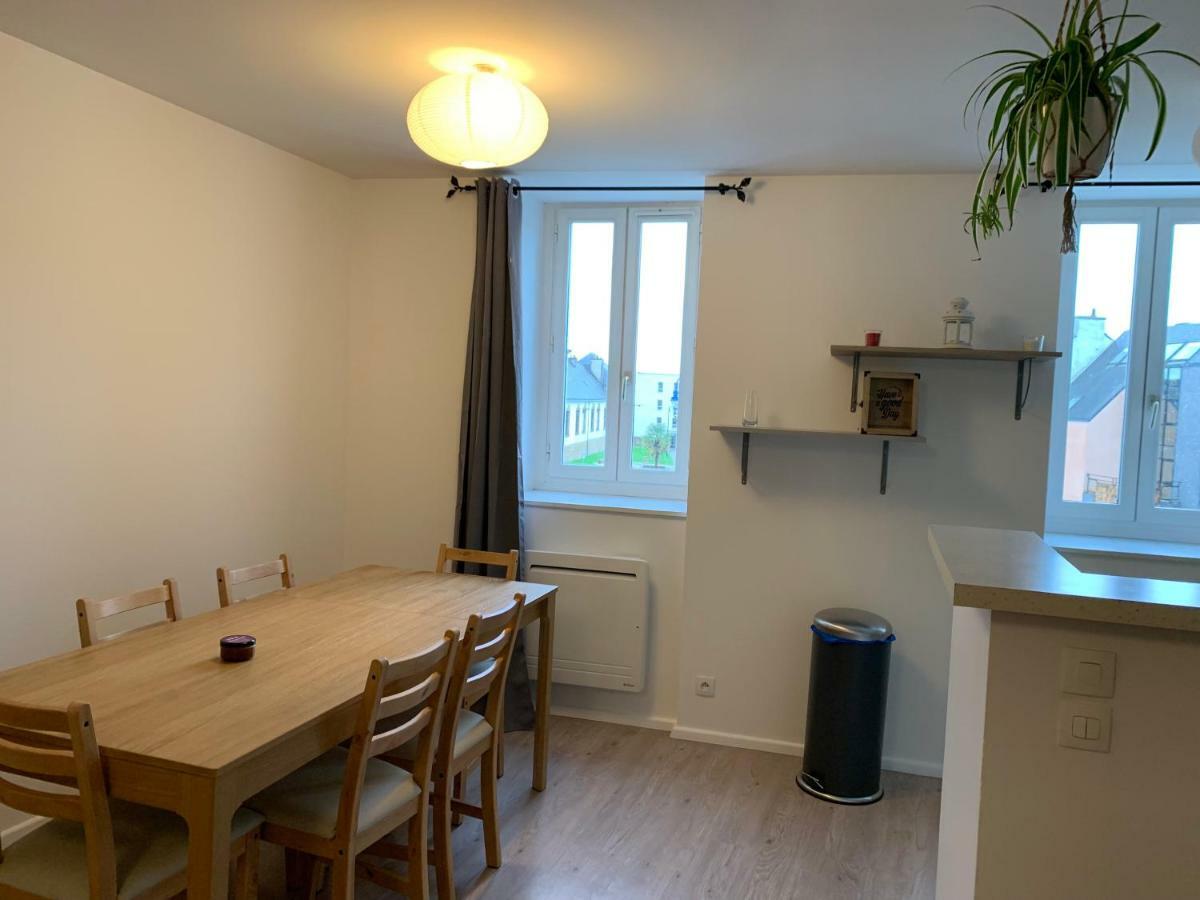 Appartement Situe Dans L'Hyper-Centre D'Auray Luaran gambar